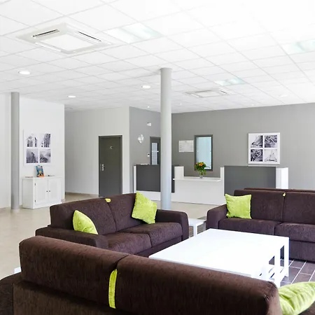 Residence Nemea Le Domaine Des Mauriers 3*